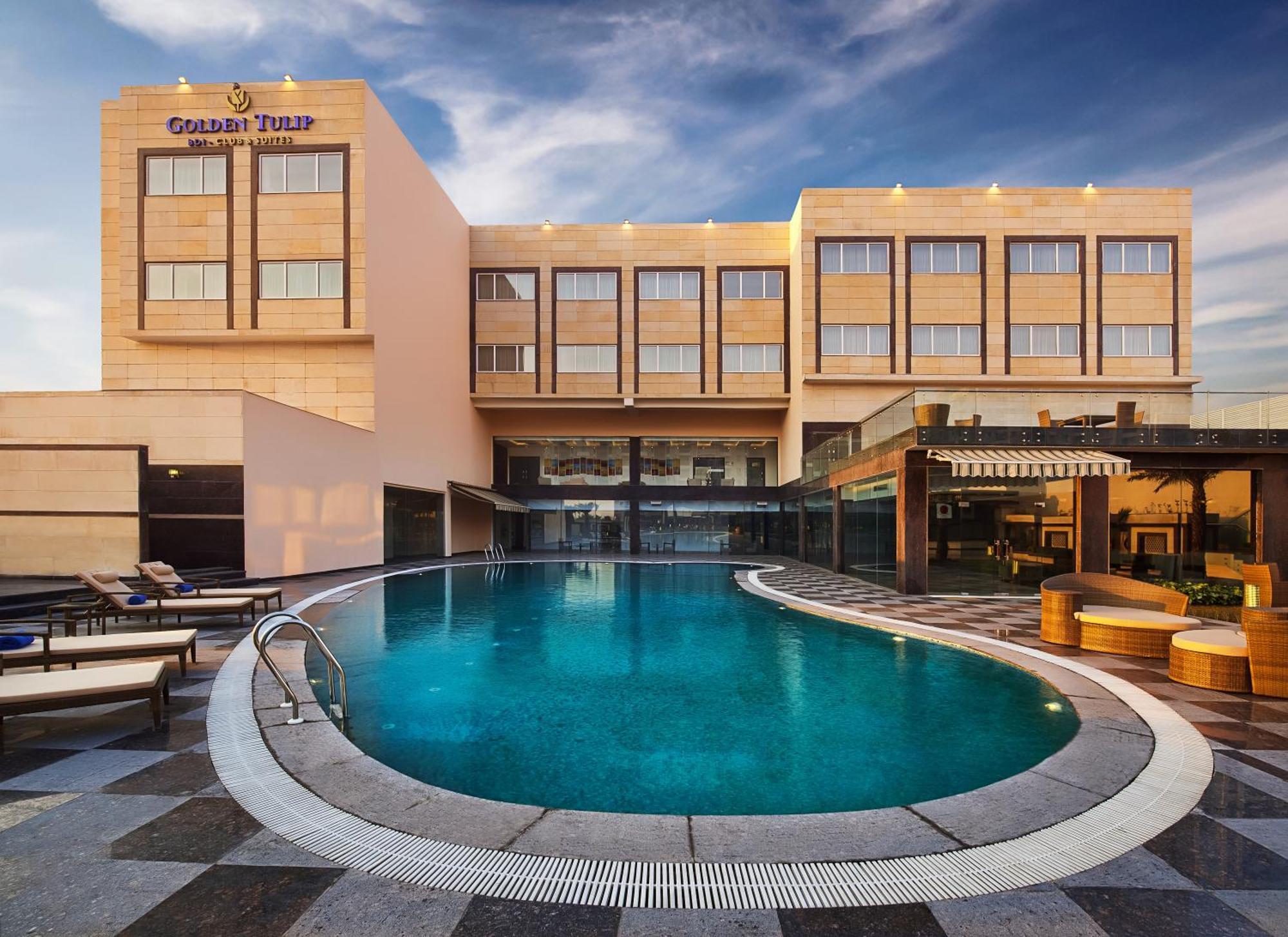 Hotel Golden Tulip Bhiwadi Exterior foto