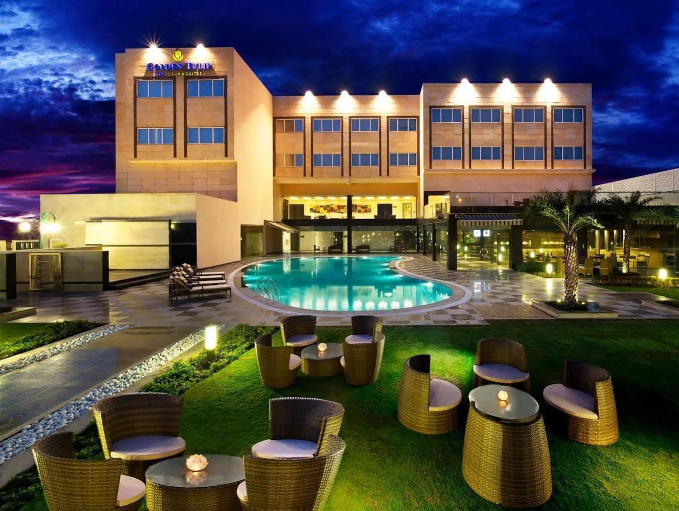 Hotel Golden Tulip Bhiwadi Exterior foto