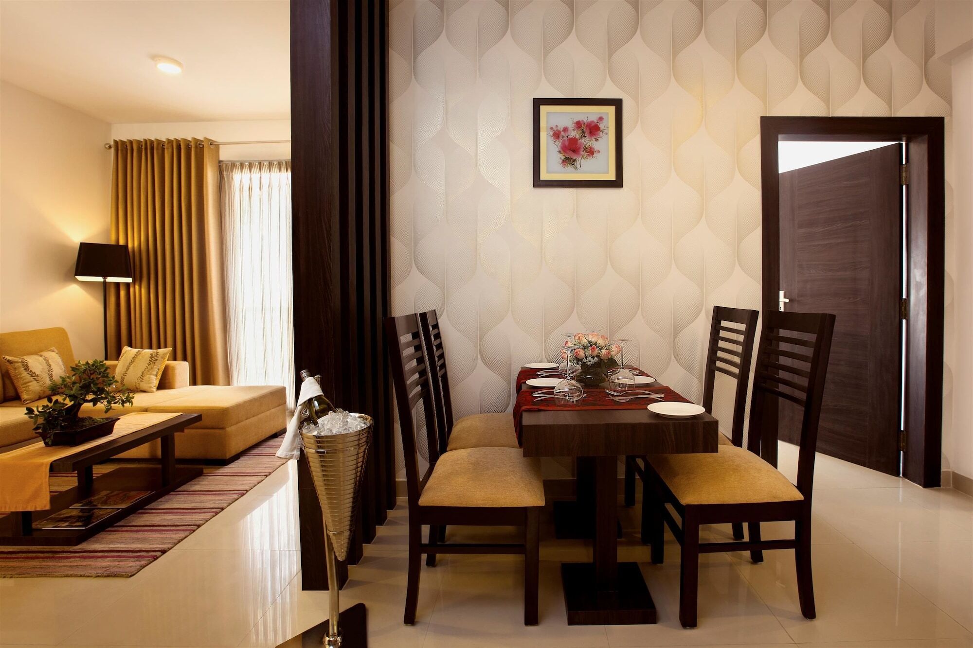 Hotel Golden Tulip Bhiwadi Exterior foto